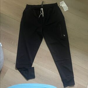 Vuori Men's Black Joggers with Zipper Pocket